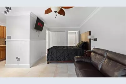 724 NE 2nd St, Pompano Beach, FL 33060 - Photo 7