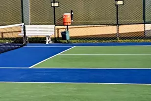 8841 Sunrise Lakes Blvd, Sunrise, FL 33322 - Photo 15