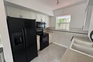 439 NE 33rd St, Boca Raton, FL 33431 - Photo 11