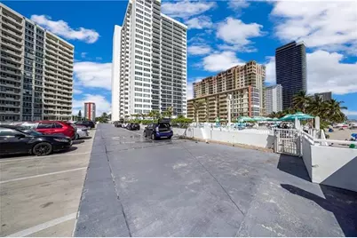 3140 S Ocean Dr, Unit #409, Hallandale Beach, FL 33009 - Photo 27