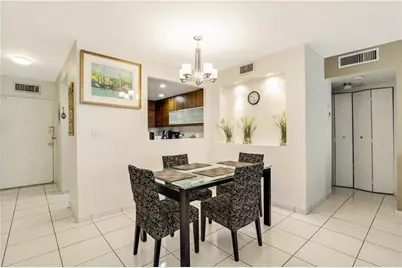 3140 S Ocean Dr, Unit #409, Hallandale Beach, FL 33009 - Photo 7