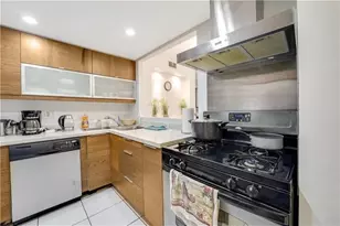 3140 S Ocean Dr Unit, Hallandale Beach, FL 33009 - Photo 5