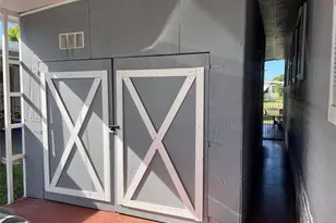 2341 SW 84th Ave, Davie, FL 33324 - Photo 13