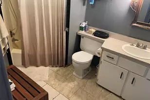 2341 SW 84th Ave, Davie, FL 33324 - Photo 9