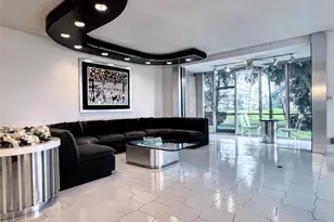 800 Cypress Grove Dr, Pompano Beach, FL 33069 - Photo 1