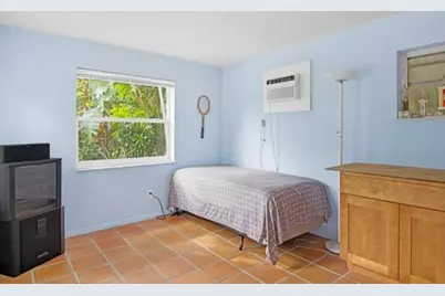 54 NE 103rd St, Miami Shores, FL 33138 - Photo 23