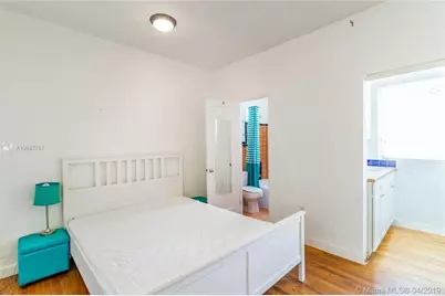 741  15th St, Miami Beach, FL 33139 - Photo 13