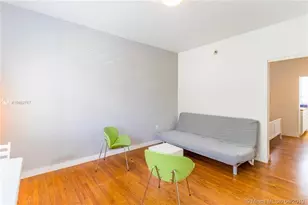 741 15th St, Miami Beach, FL 33139 - Photo 5