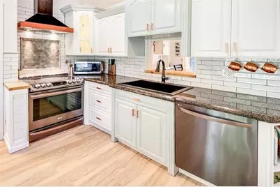 5164 NW 53rd Ave, Coconut Creek, FL 33073 - Photo 3