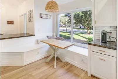 5164 NW 53rd Ave, Coconut Creek, FL 33073 - Photo 5