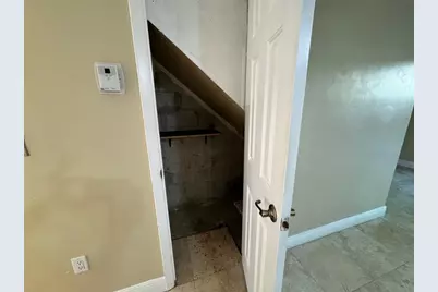 223 E Palm Cir E, Unit #223, Pembroke Pines, FL 33025 - Photo 9