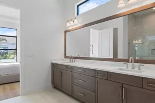 1520 SE Savoy Wy, Stuart, FL 34997 - Photo 17