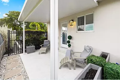 2439  Polk St, Unit #10, Hollywood, FL 33020 - Photo 15