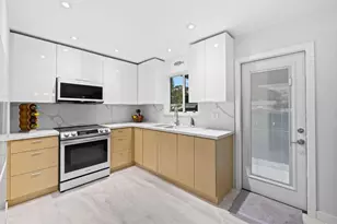 2439 Polk St, Hollywood, FL 33020 - Photo 11