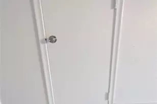 2456 NW 52nd Ave, Fort Lauderdale, FL 33313 - Photo 9