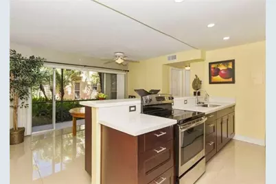 5276 NE 6th Ave, Unit #F19, Oakland Park, FL 33334 - Photo 1