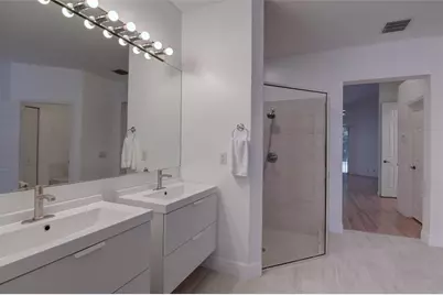 1125 E Waterside Cir, Weston, FL 33327 - Photo 43