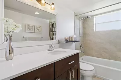 311 SE 3rd St, Unit #410, Dania Beach, FL 33004 - Photo 27