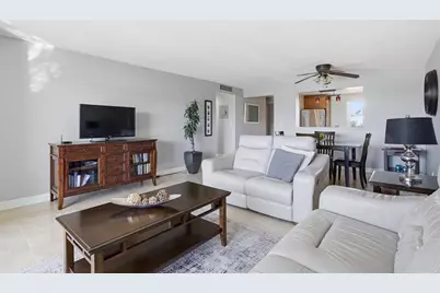 311 SE 3rd St, Unit #410, Dania Beach, FL 33004 - Photo 9