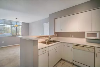 4824 N State Road 7, Unit #9207, Coconut Creek, FL 33073 - Photo 9