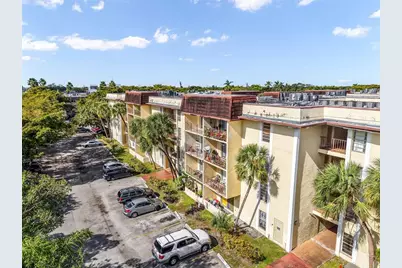 [Address not provided], North Miami, FL 33161 - Photo 23
