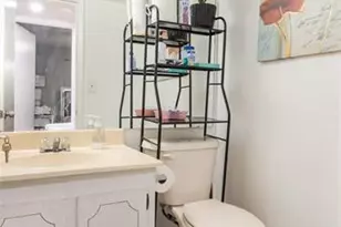 [Address not provided], North Miami, FL 33161 - Photo 9