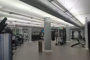 253 NE 2nd St, Miami, FL 33132 - Photo 29