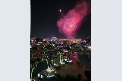 253 NE 2nd St, Unit #1103, Miami, FL 33132 - Photo 3