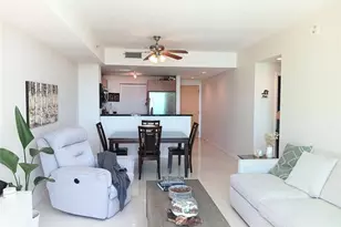 253 NE 2nd St, Miami, FL 33132 - Photo 15