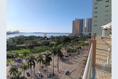 253 NE 2nd St, Unit #1103, Miami, FL 33132 - Photo 31