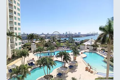 253 NE 2nd St, Unit #1103, Miami, FL 33132 - Photo 1