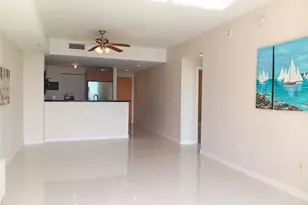 253 NE 2nd St, Miami, FL 33132 - Photo 9