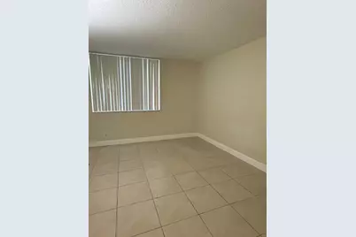 10773  Cleary Blvd, Unit #110, Plantation, FL 33324 - Photo 15