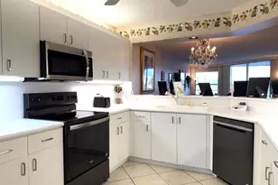 7748 Granville Dr, Fort Lauderdale, FL 33321 - Photo 5