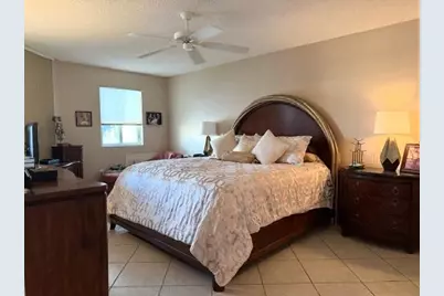 7748  Granville Dr, Unit #211, Fort Lauderdale, FL 33321 - Photo 15