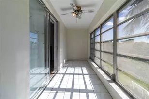 52 NE 204th St, Miami, FL 33179 - Photo 9