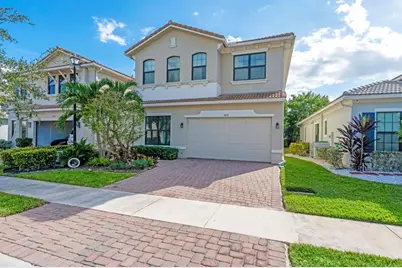 8870 NW 37th Dr, Coral Springs, FL 33065 - Photo 3