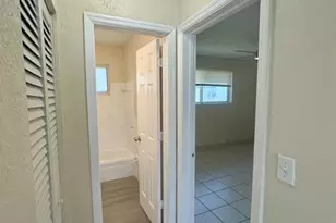 7421 Venetian St, Miramar, FL 33023 - Photo 9