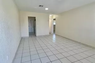 7421 Venetian St, Miramar, FL 33023 - Photo 5