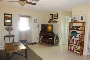 3202 NE 7th Pl, Pompano Beach, FL 33062 - Photo 5