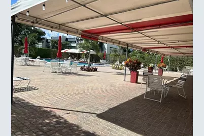 7807  Golf Circle Dr, Unit #205, Margate, FL 33063 - Photo 17