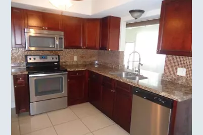 2496 NW 98th Ln, Sunrise, FL 33322 - Photo 3