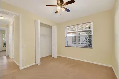 8266  Sandpiper Glen Dr, Lake Worth, FL 33467 - Photo 21