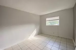 3421 NE 15th Ave, Oakland Park, FL 33334 - Photo 9