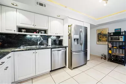 3970  Oaks Clubhouse Dr, Unit #203, Pompano Beach, FL 33069 - Photo 17