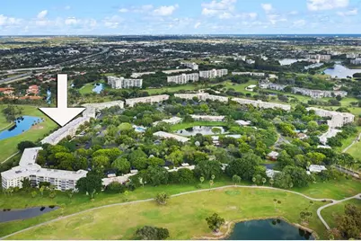 3970  Oaks Clubhouse Dr, Unit #203, Pompano Beach, FL 33069 - Photo 33