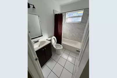 6828 NW 30th St, Sunrise, FL 33313 - Photo 9