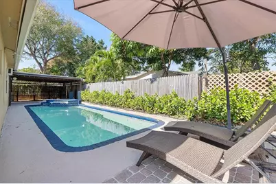 4980 SW 8th Ct, Margate, FL 33068 - Photo 3