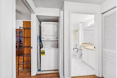 7647  Southampton Ter, Unit #314, Tamarac, FL 33321 - Photo 13