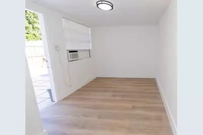 2510 NE 3rd Ave, Pompano Beach, FL 33064 - Photo 9